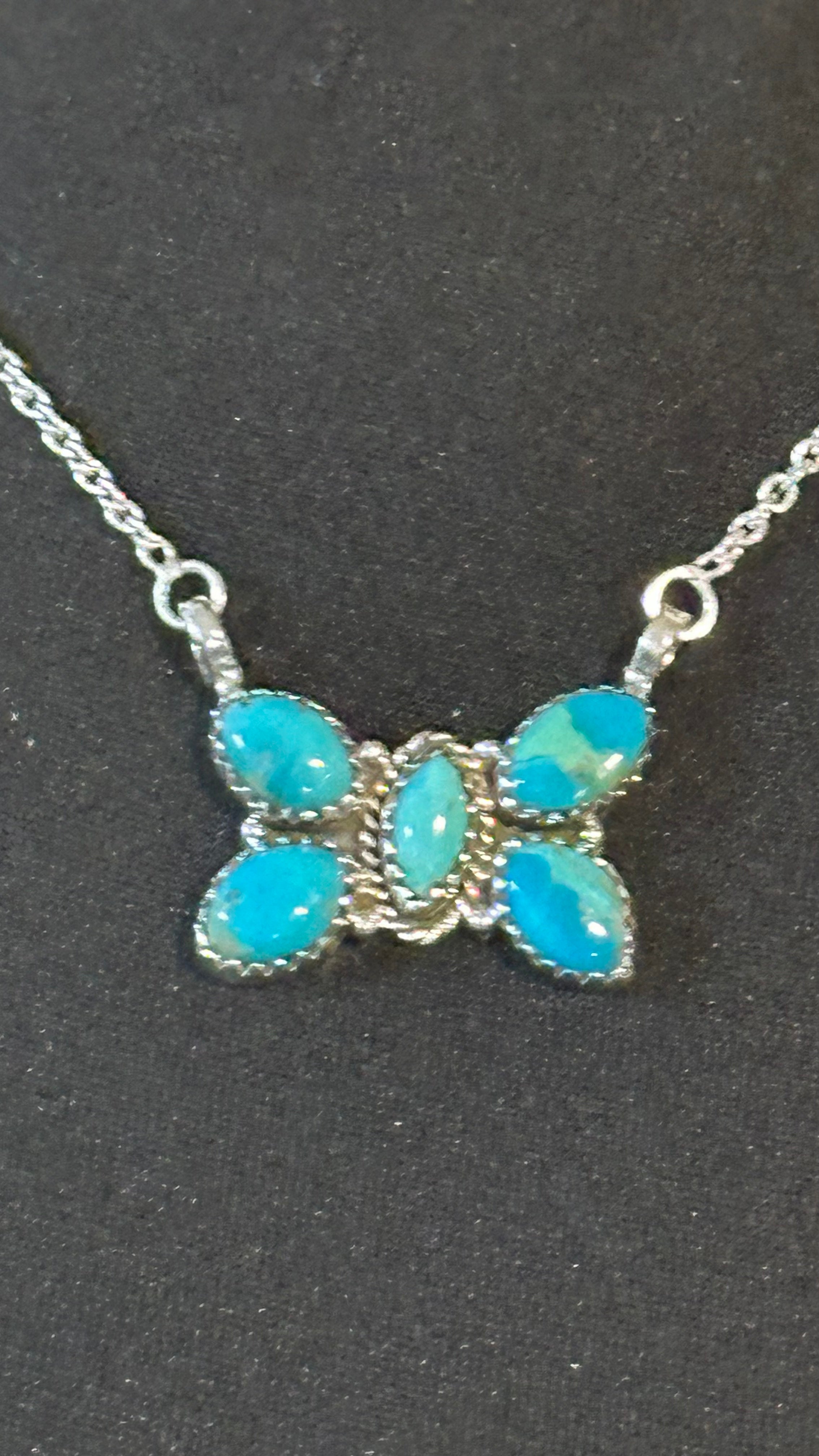 Sterling Silver Turquoise Necklace 18"