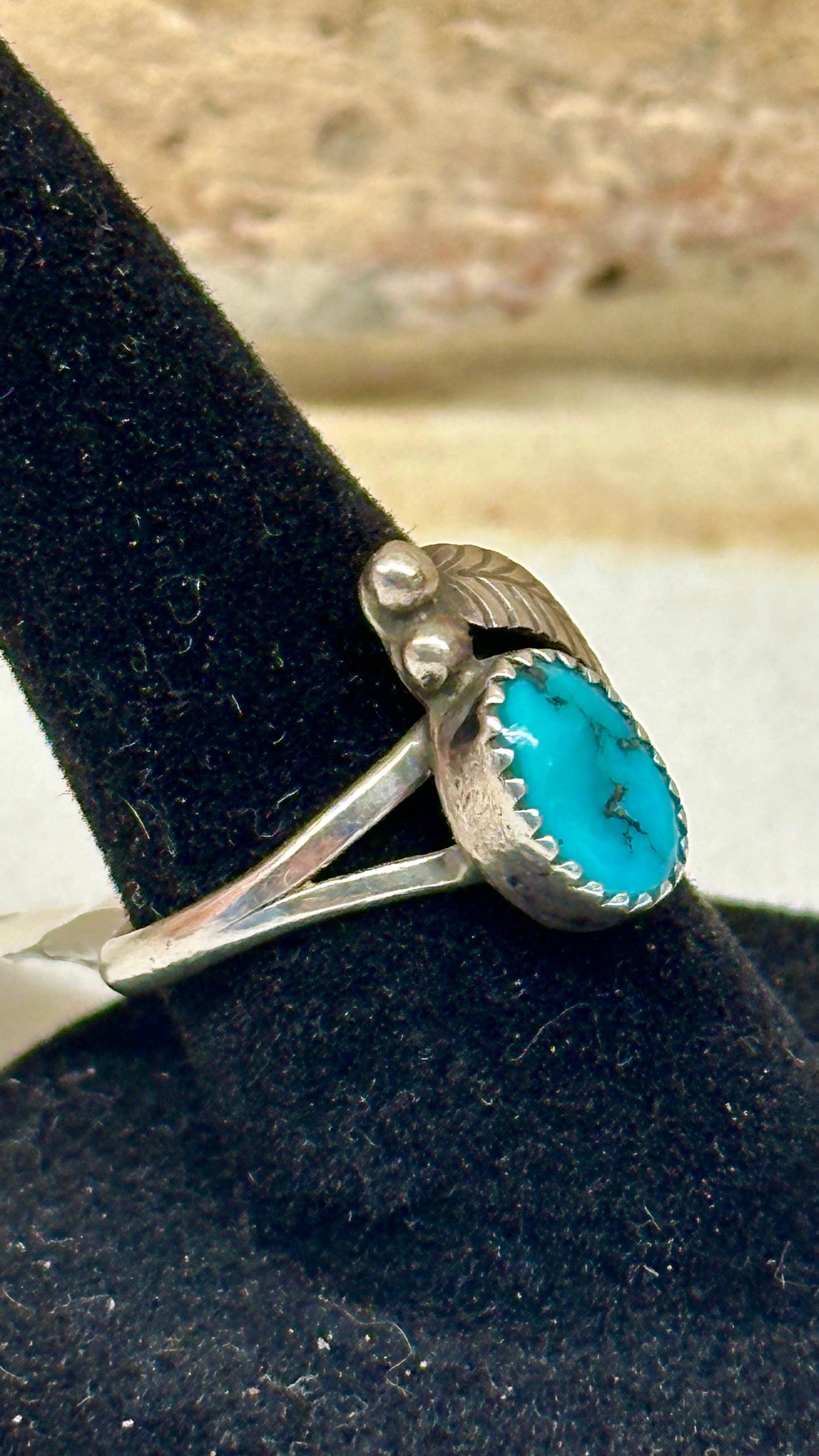 Vintage Kingman Turquoise Sterling Silver Ring